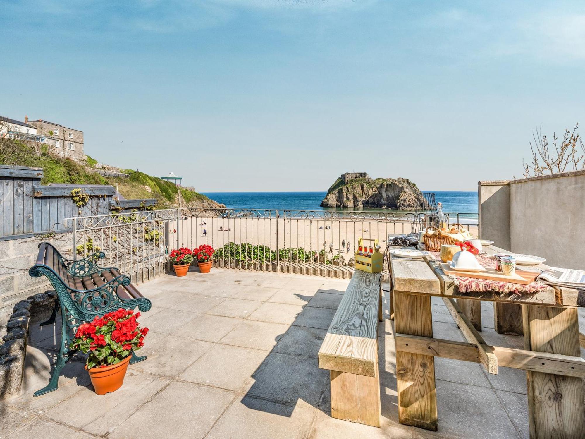 Ocean Waves Villa Tenby Eksteriør billede